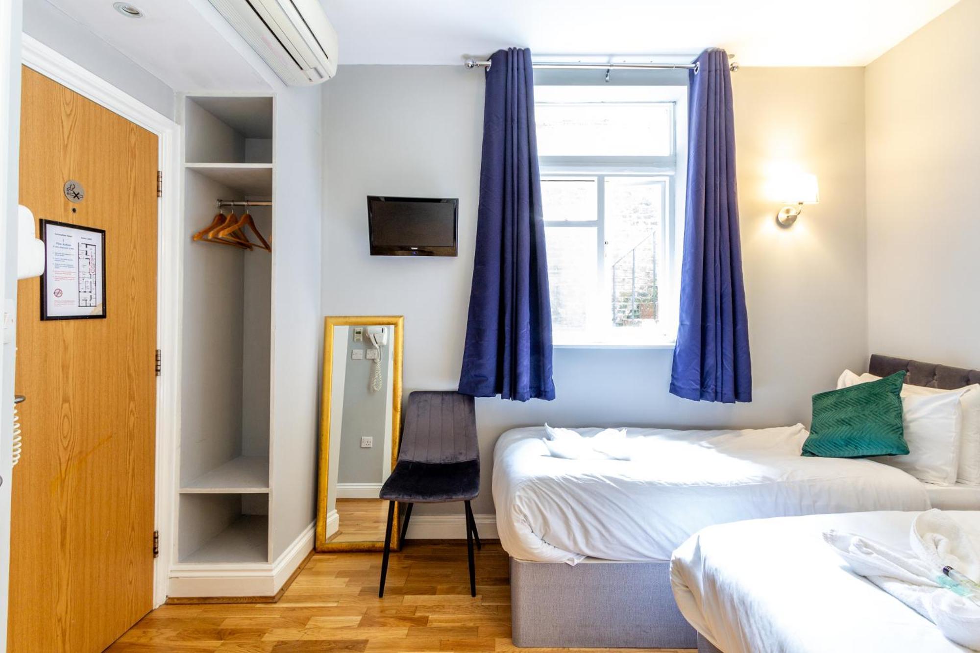 Coronation Hotel Лондон Екстериор снимка